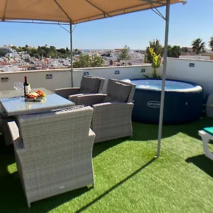 Beta - 2 Bedrooms, Private Rooftop Patio With Hot Tub, Bbq And View Appartement